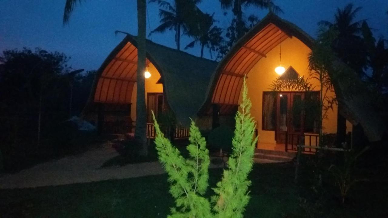 Ofal Lumbung กิลิไอร์ ภายนอก รูปภาพ